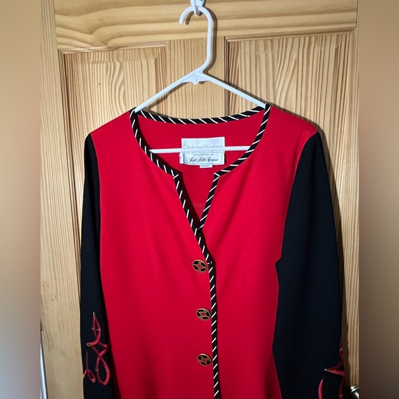 Vintage Red and Black Embroidered Blazer - Picture 3 of 16